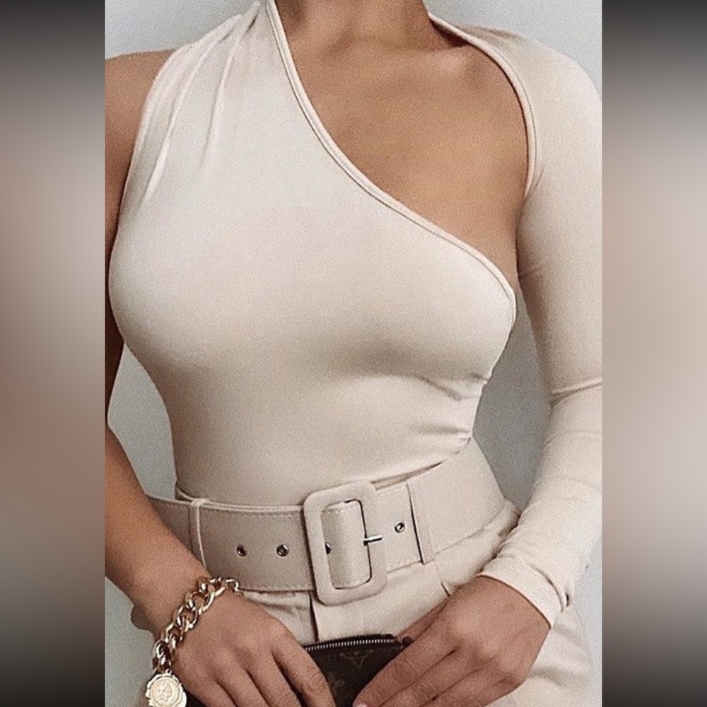 one shoulder bodysuit